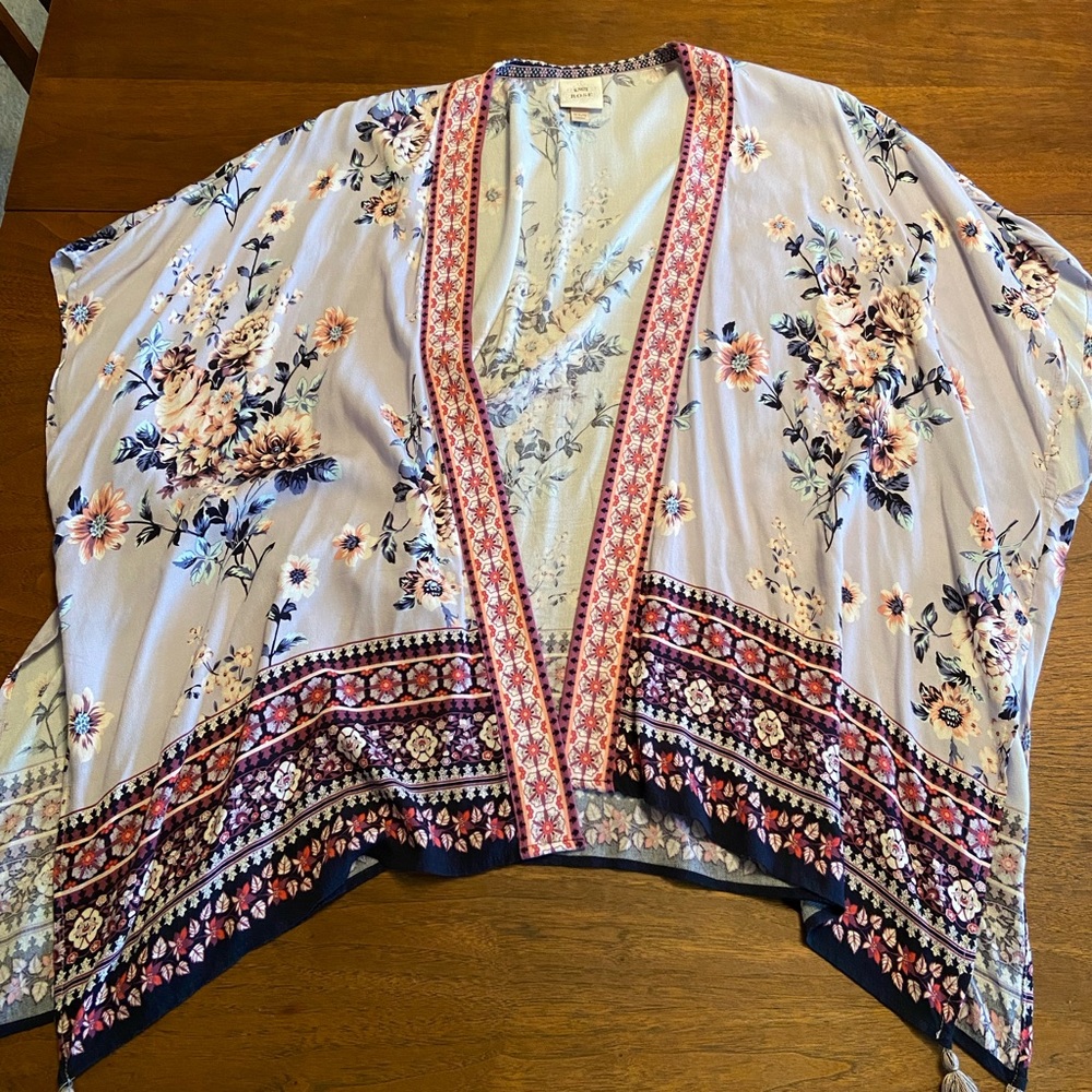 Knox Rose Wrap Floral Pattern. Size XS/S women’s